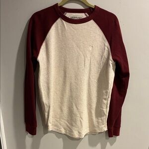 American Eagle Outfitters Maroon and Cream Raglan Sweatshirt